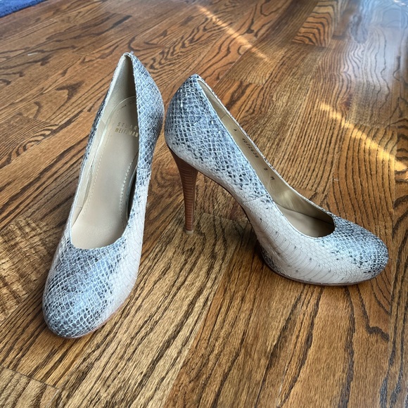 Amazing Condition Stuart Weitzman Snakeskin Heels SZ 9 - Picture 3 of 15